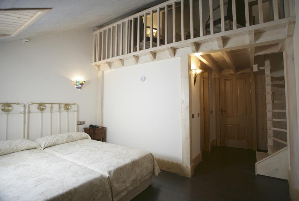 Hotel Balneario La Hermida Quarto foto